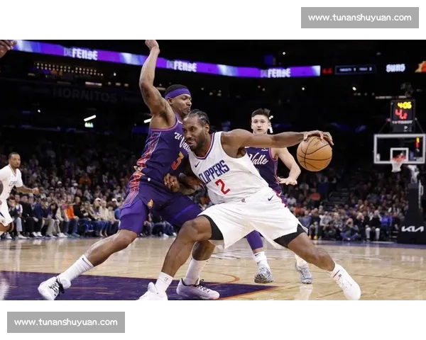 莱昂纳德VS杜兰特巅峰对决揭示当代锋线统治力之争篮球时代缩影